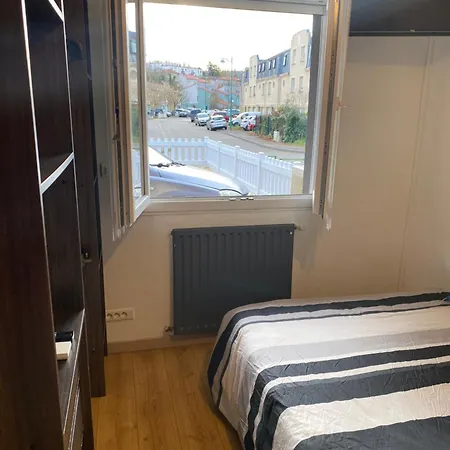 Lejlighed Nancy, Magnifique Totalement Climatise, Meuble, Salle De Bains Et Wc Separes, Parking Prive, Cuisine Equipee, Wifi